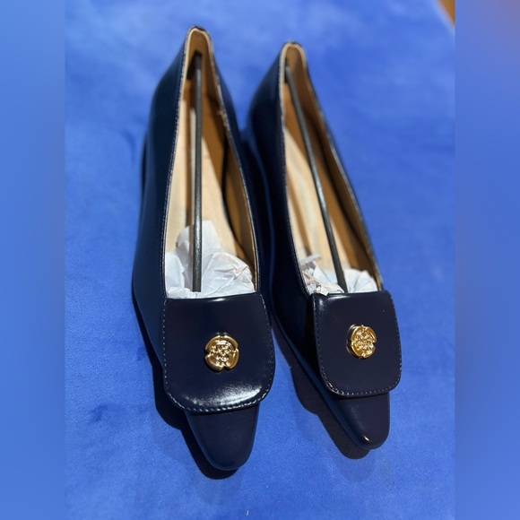 Shoes - NWT Chicmyth Navy Ballet Flats – Gold Rose Emblem – Size 39